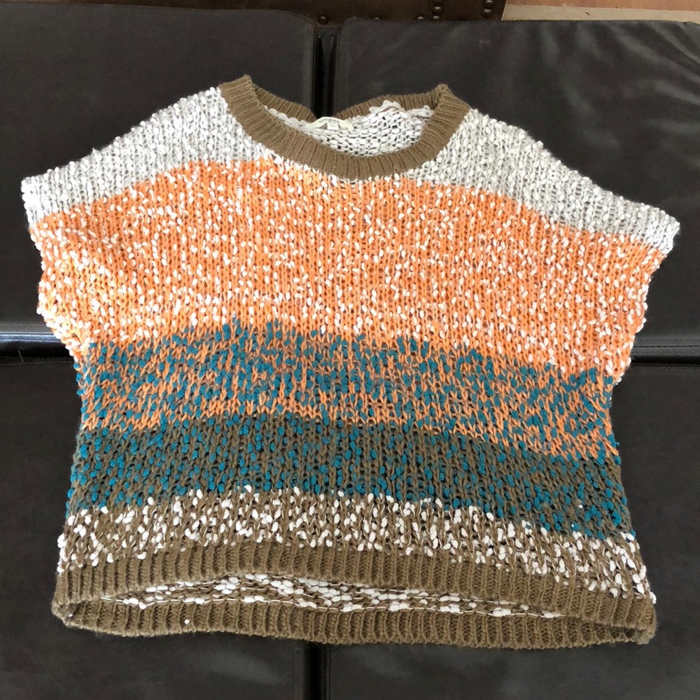 Cute short sleeve relaxed sweater